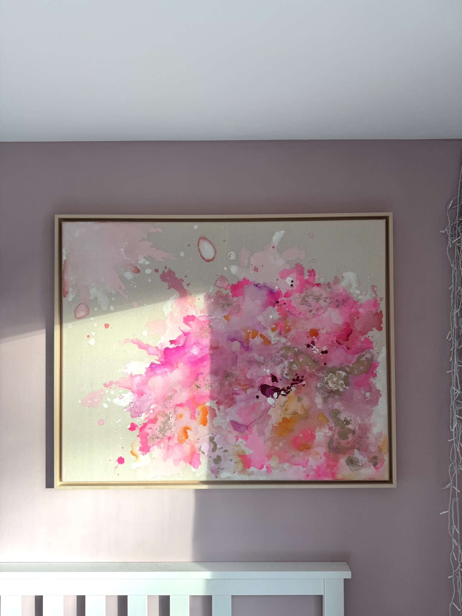 Bloom, 2026, Acryl und Gold auf roher Baumwollleinwand, Ansicht 3
